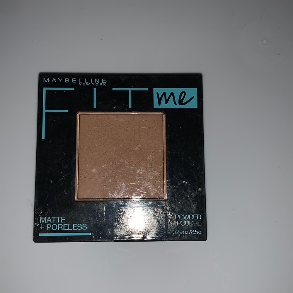 Maybelline - Fit Me Powder
